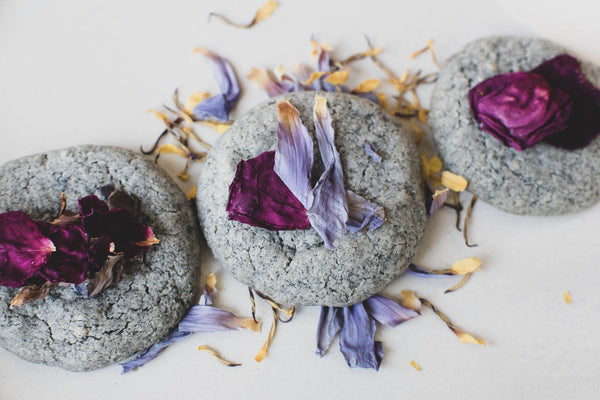 Black Sesame Flower Cookies