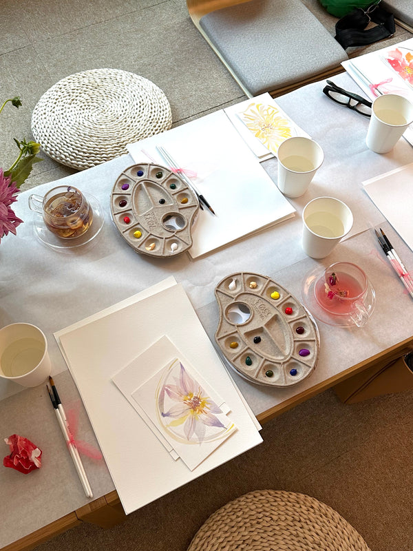 8 Tips on How to Host a Sip & Paint Event