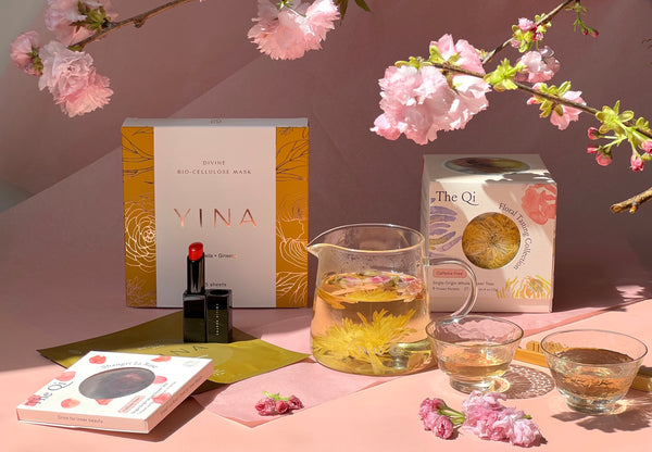 A Bouquet in Every Cup: Crafting the Perfect Mother's Day Gift Basket with Flower Teas