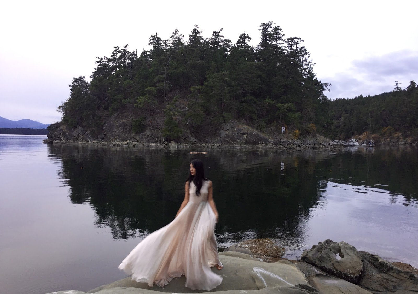 VICTORIA MISU, VISUAL ARTIST